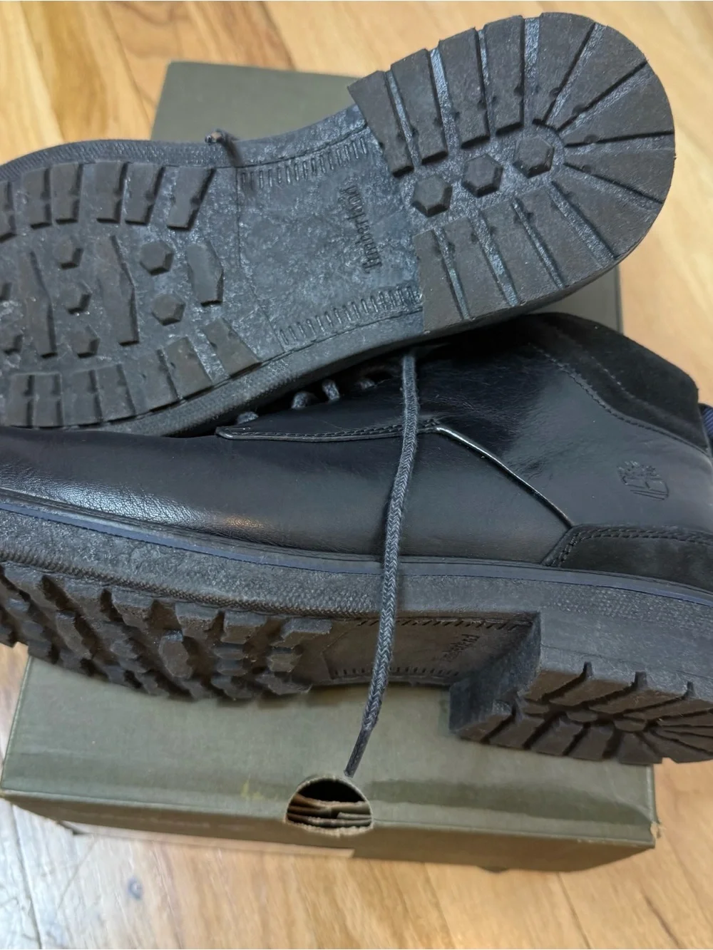 Timberland Men's Black Leather Lace-Up Chukka Boots Size 10.5
